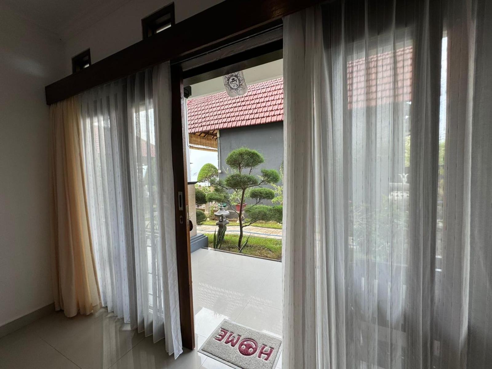 Kaylas Hill Resort Batununggul Екстер'єр фото